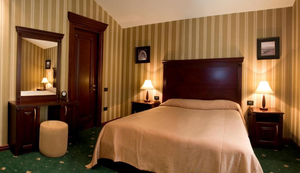 Hotel Dilijan Resort Cameră foto